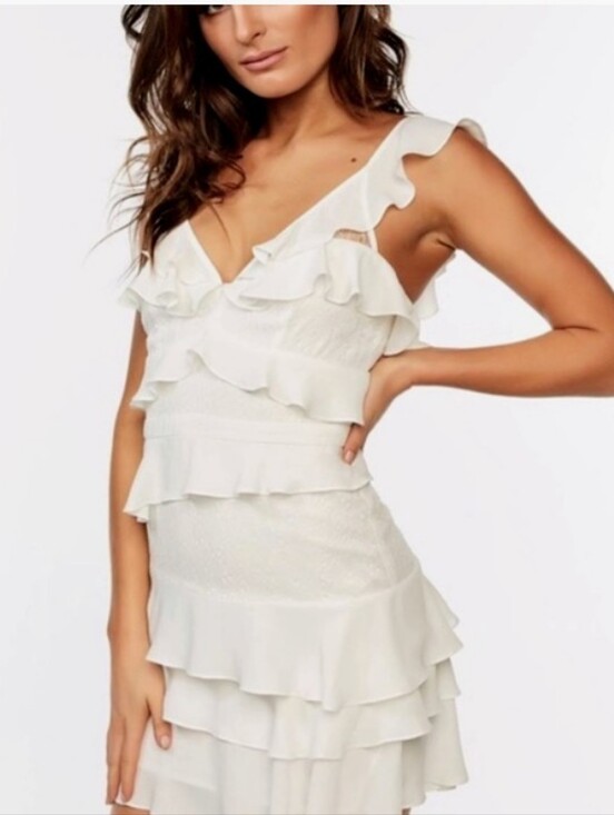Bardot Dresses & Skirts - Bardot Ivory Ruffle Tiered Mini Dress XS